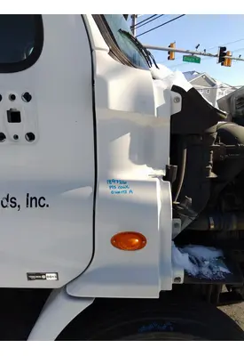 FREIGHTLINER CASCADIA 113 COWL