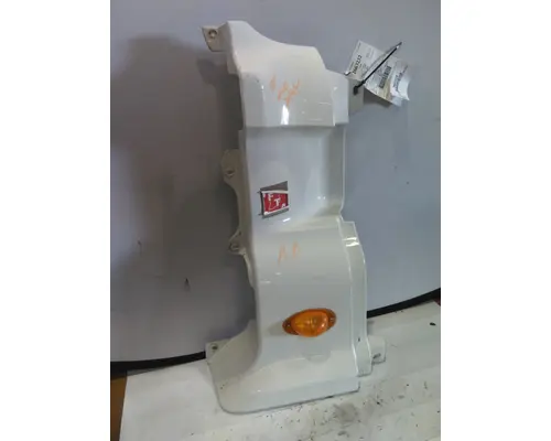FREIGHTLINER CASCADIA 113 COWL
