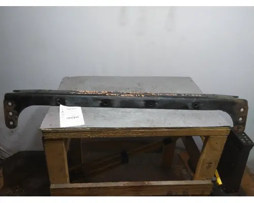 FREIGHTLINER CASCADIA 113 CROSSMEMBER