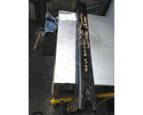 FREIGHTLINER CASCADIA 113 CROSSMEMBER