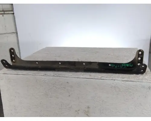 FREIGHTLINER CASCADIA 113 CROSSMEMBER