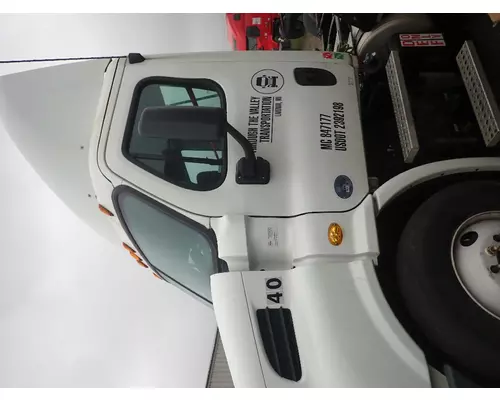 FREIGHTLINER CASCADIA 113 Cab