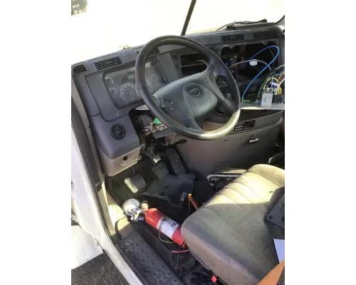 FREIGHTLINER CASCADIA 113 Cab