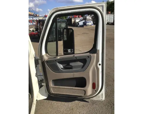 FREIGHTLINER CASCADIA 113 Cab