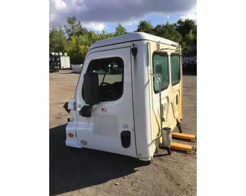 FREIGHTLINER CASCADIA 113 Cab