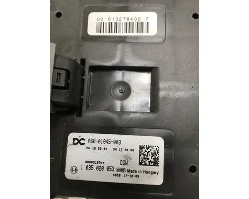 FREIGHTLINER CASCADIA 113 DASH CONTROL MODULE