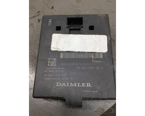 FREIGHTLINER CASCADIA 113 DASH CONTROL MODULE