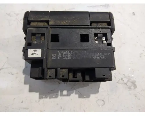 FREIGHTLINER CASCADIA 113 DASH PANEL