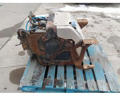 FREIGHTLINER CASCADIA 113 DEF TANK