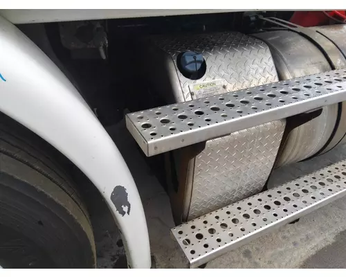 FREIGHTLINER CASCADIA 113 DEF TANK
