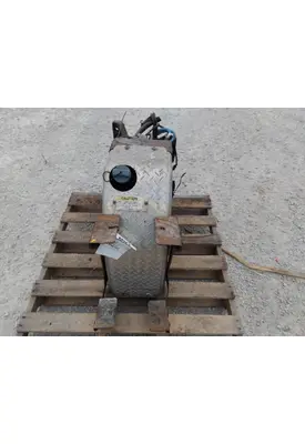 FREIGHTLINER CASCADIA 113 DEF TANK