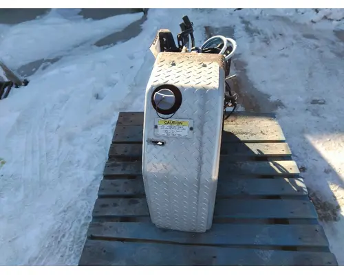 FREIGHTLINER CASCADIA 113 DEF TANK