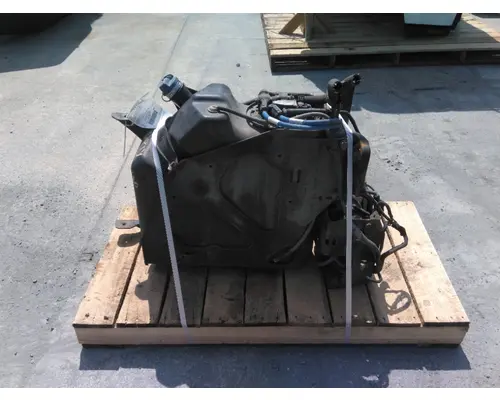 FREIGHTLINER CASCADIA 113 DEF TANK