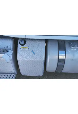 FREIGHTLINER CASCADIA 113 DEF TANK