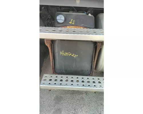 FREIGHTLINER CASCADIA 113 DEF TANK