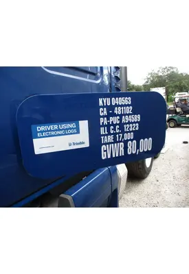 FREIGHTLINER CASCADIA 113 DOOR, COMPARTMENT