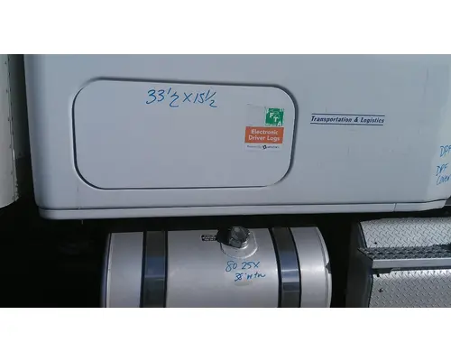 FREIGHTLINER CASCADIA 113 DOOR, COMPARTMENT