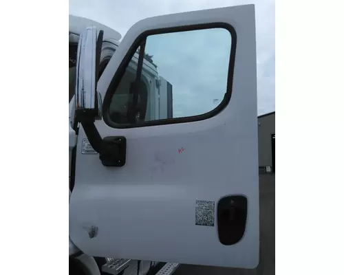 FREIGHTLINER CASCADIA 113 DOOR ASSEMBLY, FRONT