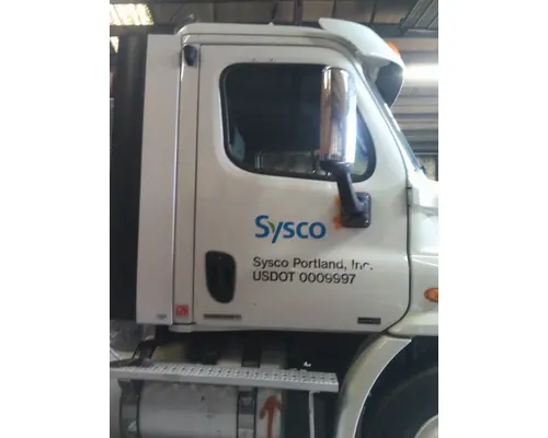 FREIGHTLINER CASCADIA 113 DOOR ASSEMBLY, FRONT