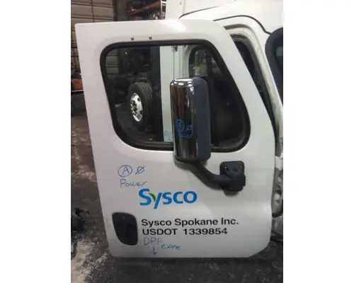 FREIGHTLINER CASCADIA 113 DOOR ASSEMBLY, FRONT