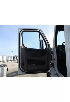 FREIGHTLINER CASCADIA 113 DOOR ASSEMBLY, FRONT