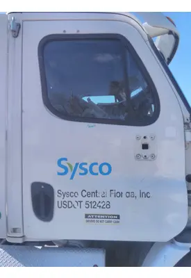 FREIGHTLINER CASCADIA 113 DOOR ASSEMBLY, FRONT