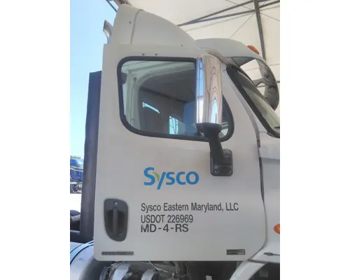 FREIGHTLINER CASCADIA 113 DOOR ASSEMBLY, FRONT