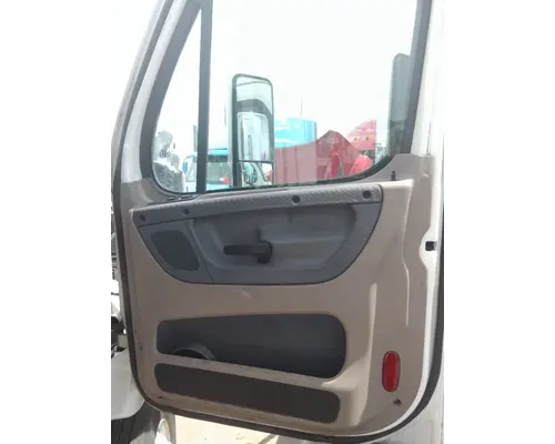 FREIGHTLINER CASCADIA 113 DOOR ASSEMBLY, FRONT