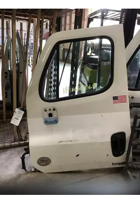 FREIGHTLINER CASCADIA 113 DOOR ASSEMBLY, FRONT