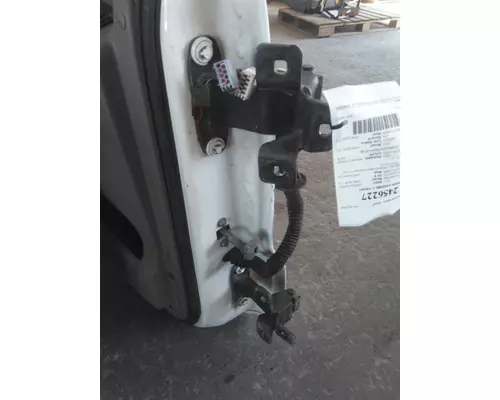 FREIGHTLINER CASCADIA 113 DOOR ASSEMBLY, FRONT