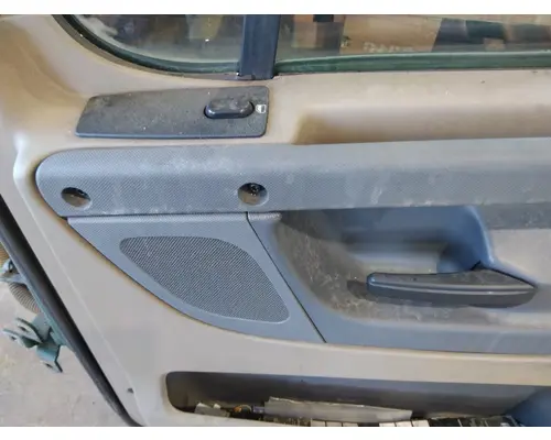 FREIGHTLINER CASCADIA 113 DOOR ASSEMBLY, FRONT