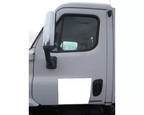 FREIGHTLINER CASCADIA 113 DOOR ASSEMBLY, FRONT