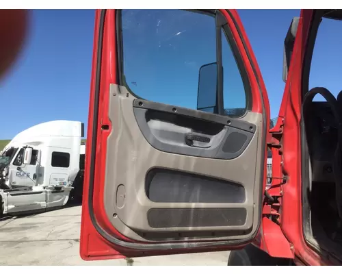 FREIGHTLINER CASCADIA 113 DOOR ASSEMBLY, FRONT