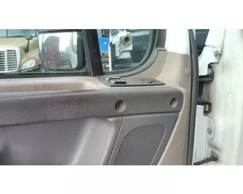 FREIGHTLINER CASCADIA 113 DOOR ASSEMBLY, FRONT