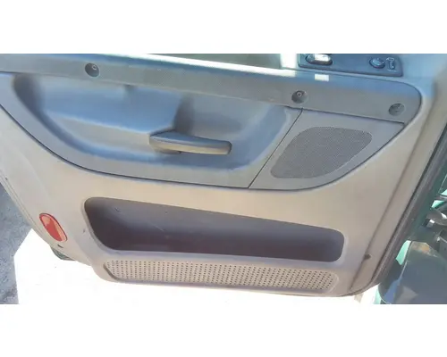 FREIGHTLINER CASCADIA 113 DOOR ASSEMBLY, FRONT