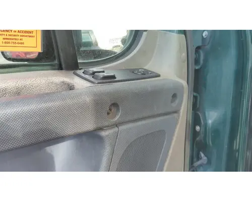 FREIGHTLINER CASCADIA 113 DOOR ASSEMBLY, FRONT