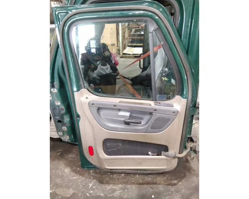 FREIGHTLINER CASCADIA 113 DOOR ASSEMBLY, FRONT