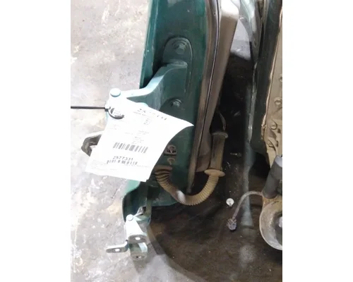 FREIGHTLINER CASCADIA 113 DOOR ASSEMBLY, FRONT
