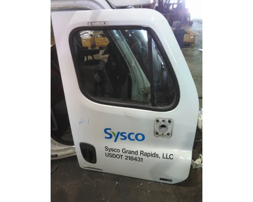 FREIGHTLINER CASCADIA 113 DOOR ASSEMBLY, FRONT