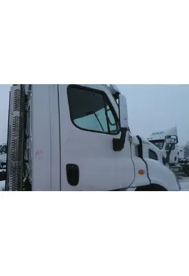 FREIGHTLINER CASCADIA 113 DOOR ASSEMBLY, FRONT