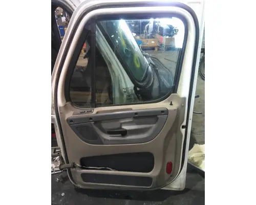FREIGHTLINER CASCADIA 113 DOOR ASSEMBLY, FRONT
