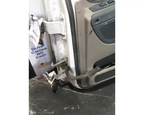 FREIGHTLINER CASCADIA 113 DOOR ASSEMBLY, FRONT