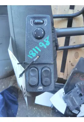 FREIGHTLINER CASCADIA 113 DOOR ELECTRICAL SWITCH