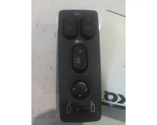 FREIGHTLINER CASCADIA 113 DOOR ELECTRICAL SWITCH