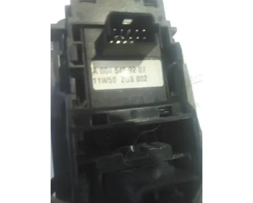 FREIGHTLINER CASCADIA 113 DOOR ELECTRICAL SWITCH