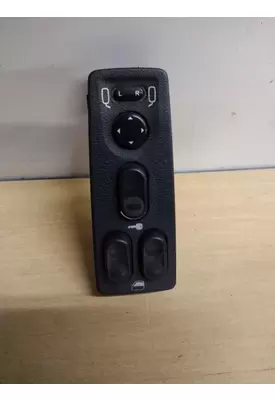 FREIGHTLINER CASCADIA 113 DOOR ELECTRICAL SWITCH