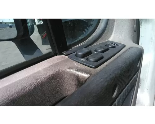 FREIGHTLINER CASCADIA 113 DOOR ELECTRICAL SWITCH