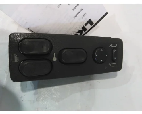 FREIGHTLINER CASCADIA 113 DOOR ELECTRICAL SWITCH