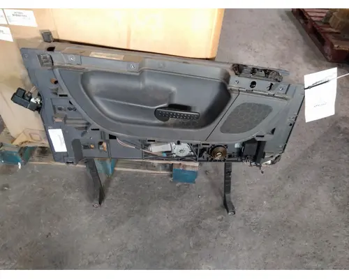 FREIGHTLINER CASCADIA 113 DOOR INTERIOR PANEL