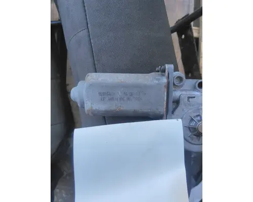 FREIGHTLINER CASCADIA 113 DOOR WINDOW REGULATOR